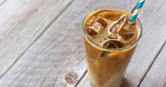 Kalte Kaffeegetränke für den Sommer